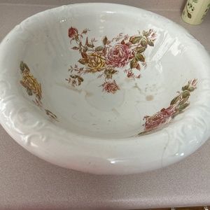 Empire basin June rose